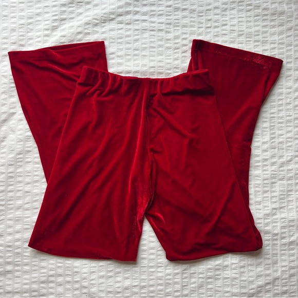 NWT Pajamagram Vintage Velour Ruby Red Long Sleeve PJ Set, XS - Picture 10 of 11